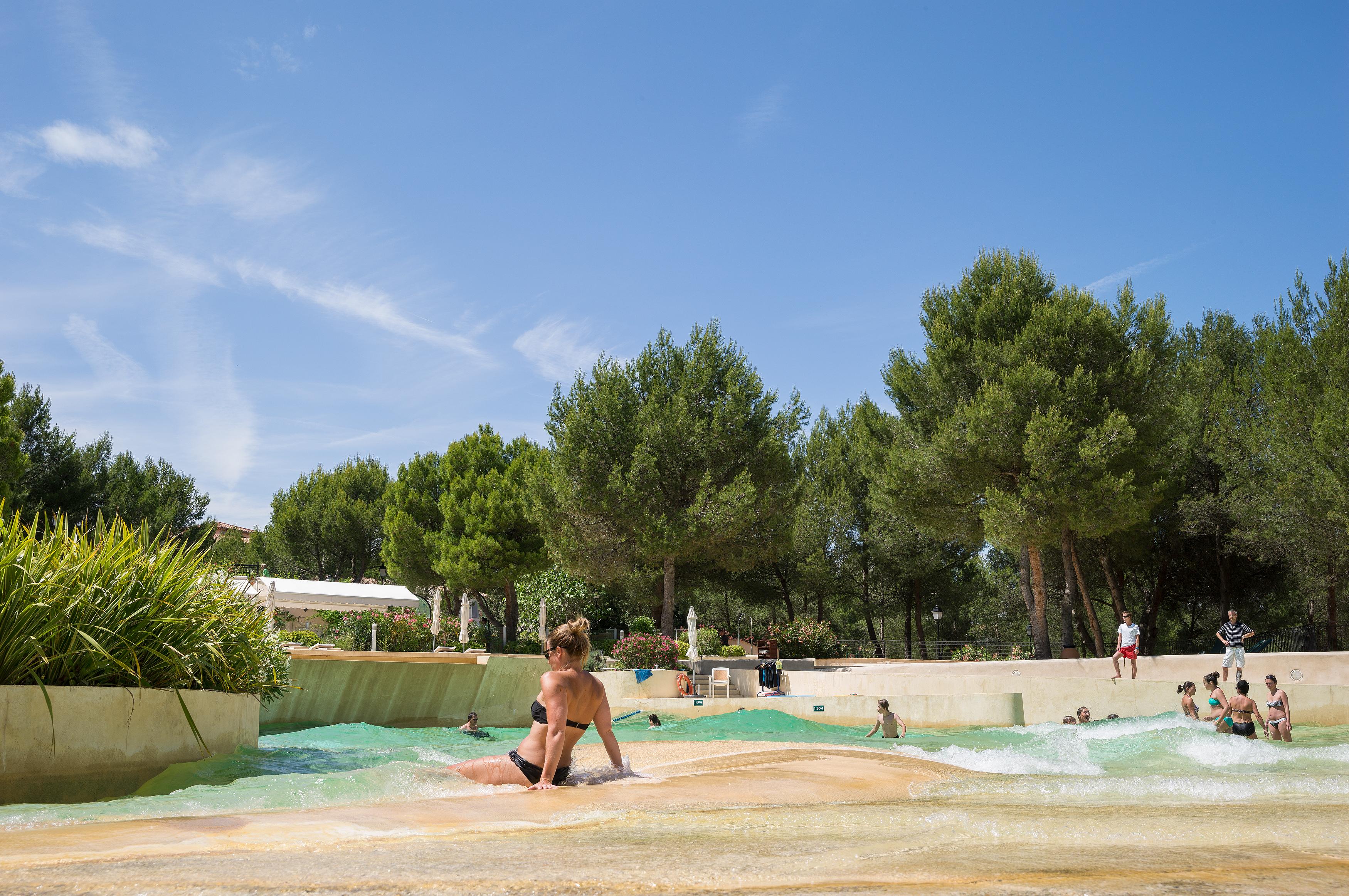 Village Pierre & Vacances Pont Royal En Provence Mallemort Exterior foto