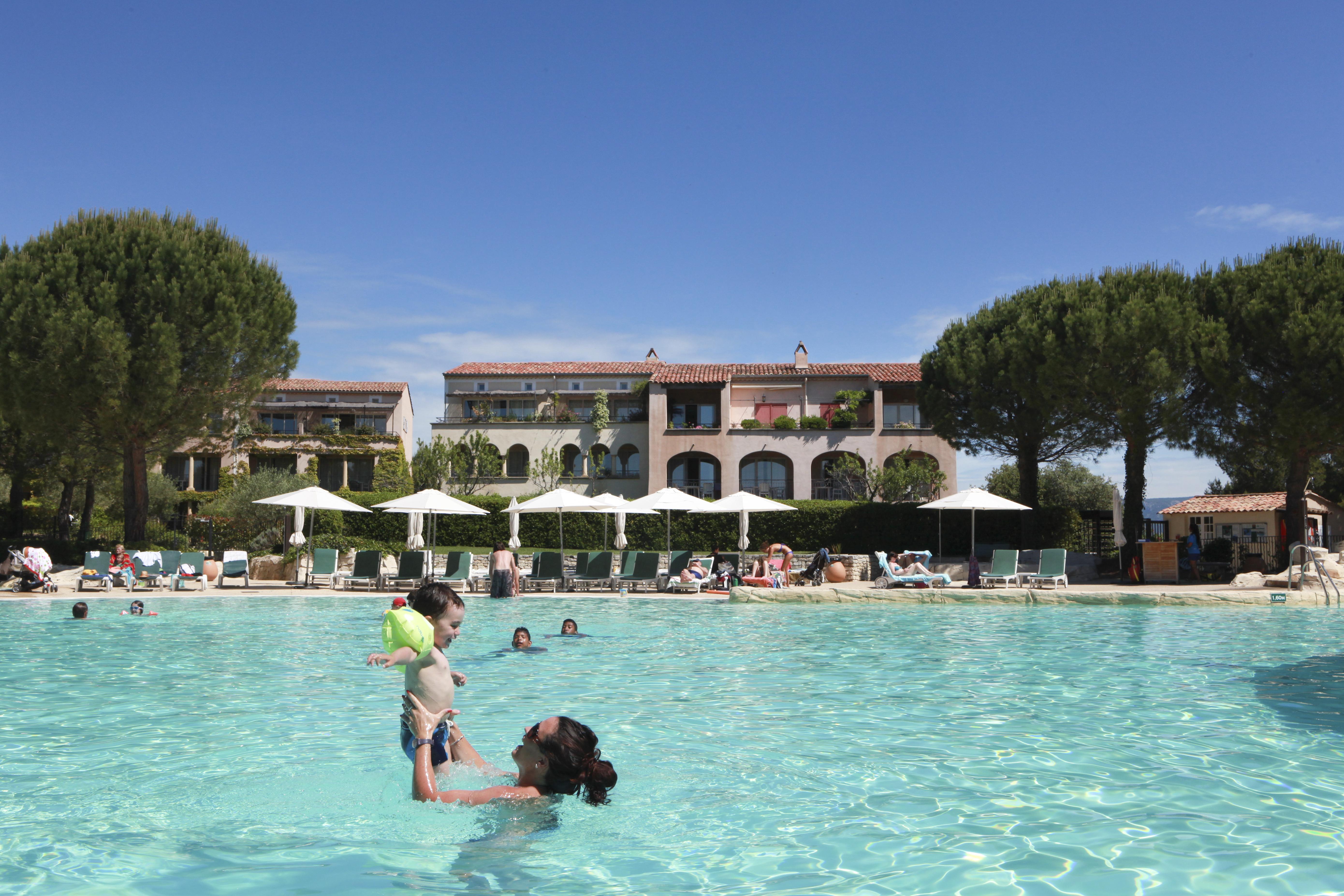 Village Pierre & Vacances Pont Royal En Provence Mallemort Exterior foto