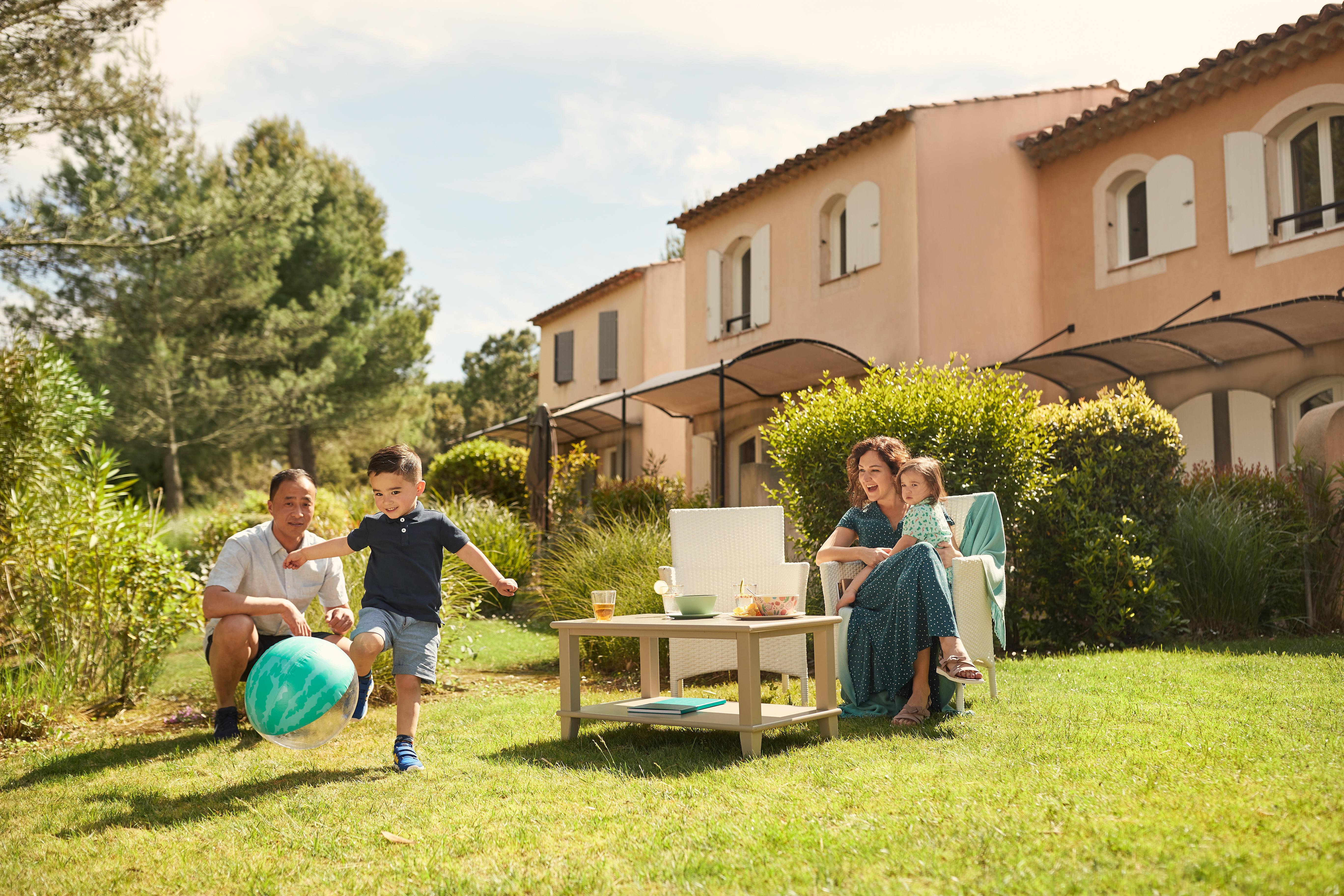 Village Pierre & Vacances Pont Royal En Provence Mallemort Exterior foto