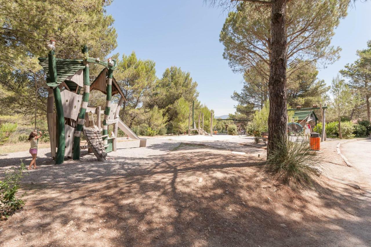 Village Pierre & Vacances Pont Royal En Provence Mallemort Exterior foto
